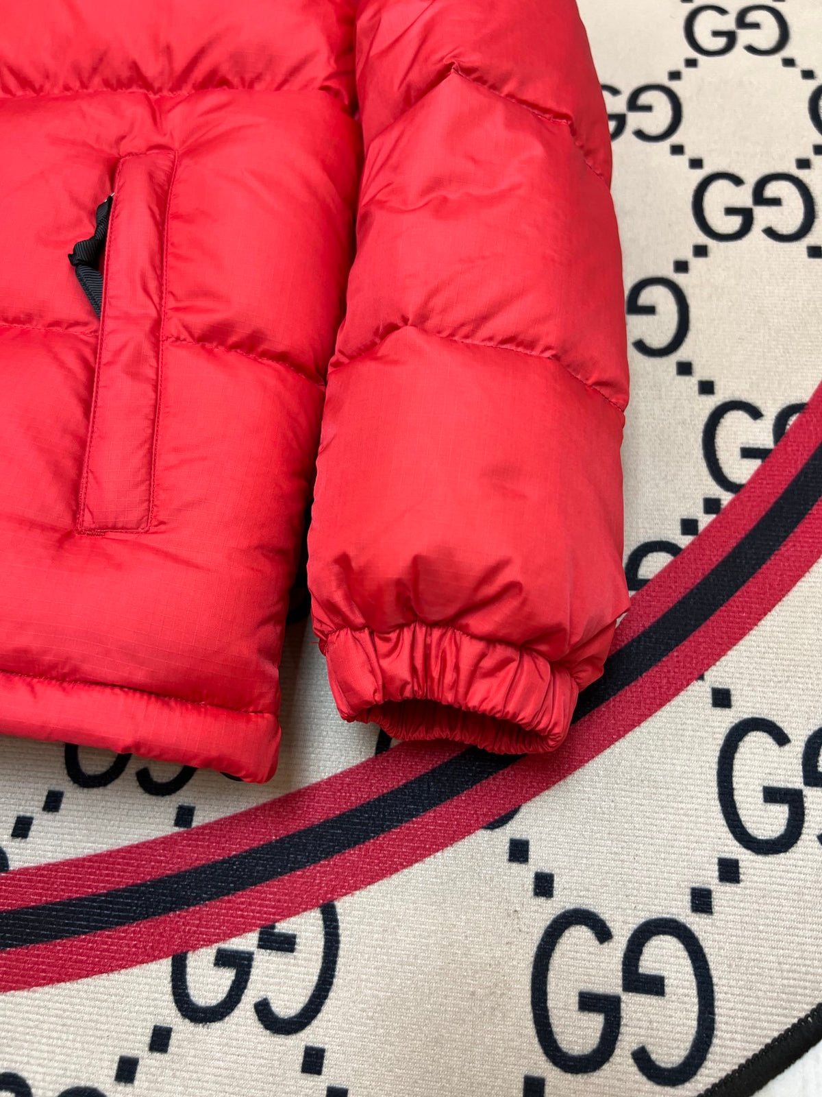 The North Face Red Black 1996 Retro Nuptse Down Jacket 700 Fill