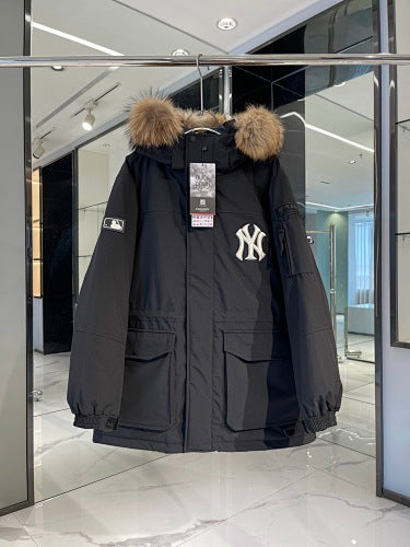 MLB NY Yankees Black Fur Hood Down Parka