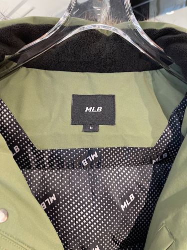 MLB NY Yankees Olive Green Fur Hood Down Parka