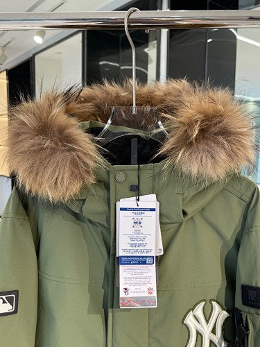 MLB NY Yankees Olive Green Fur Hood Down Parka