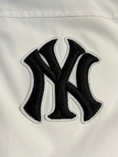 MLB NY Yankees Cream Fur Hood Down Parka