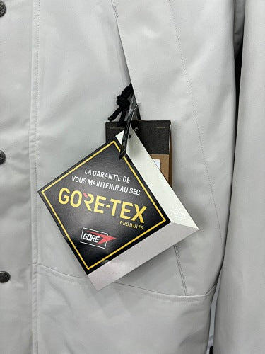 The North Face White Black GORE-TEX Mountain Jacket Waterproof Shell