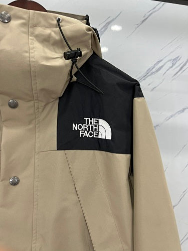 The North Face Khaki Black GORE-TEX Mountain Jacket Snap Button Waterproof