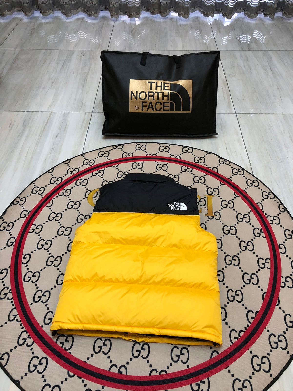 The North Face – Yellow/Black – 1996 Retro Nuptse Down Vest