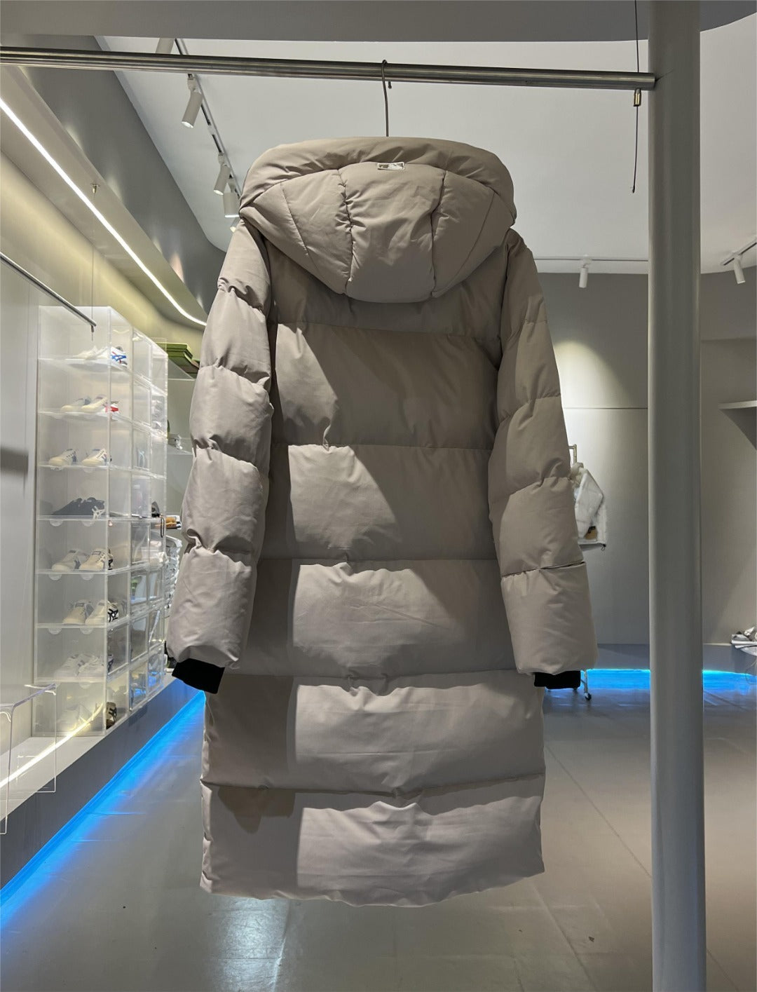 MLB New York Yankees Beige Premium Down Long Parka Hooded