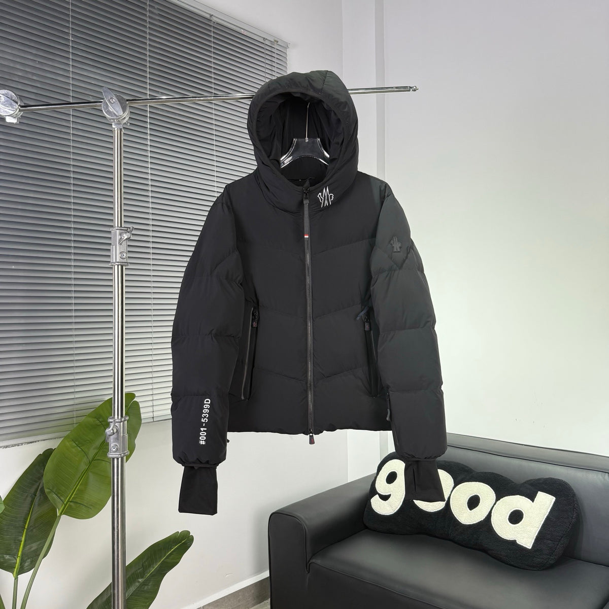 Moncler Grenoble Black Day-Namic Hooded Down Jacket